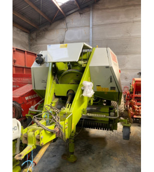 Presse Claas Quadrant 2200